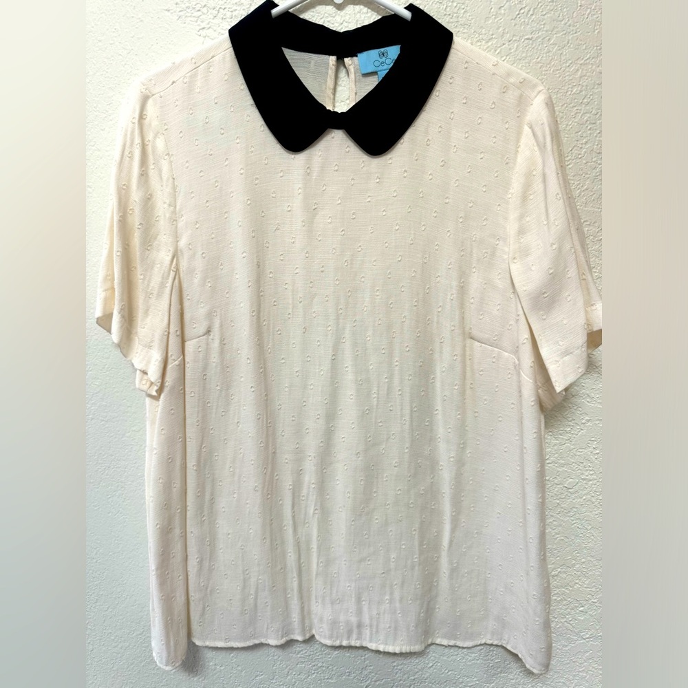 Nordstrom CeCe top White w/ Black Peter Pan collar sz Large